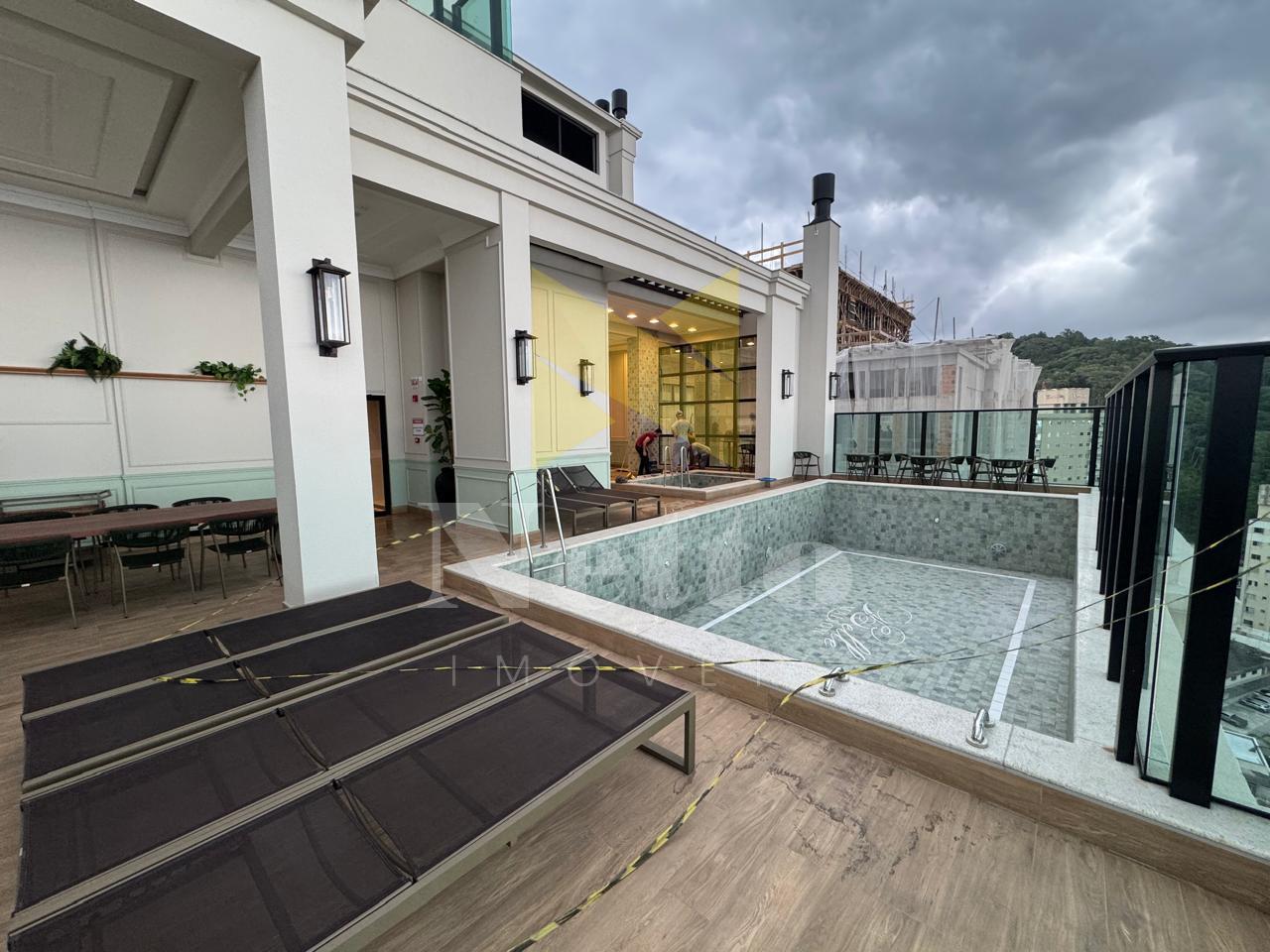 Maravilhoso apartamento com 2 suítes