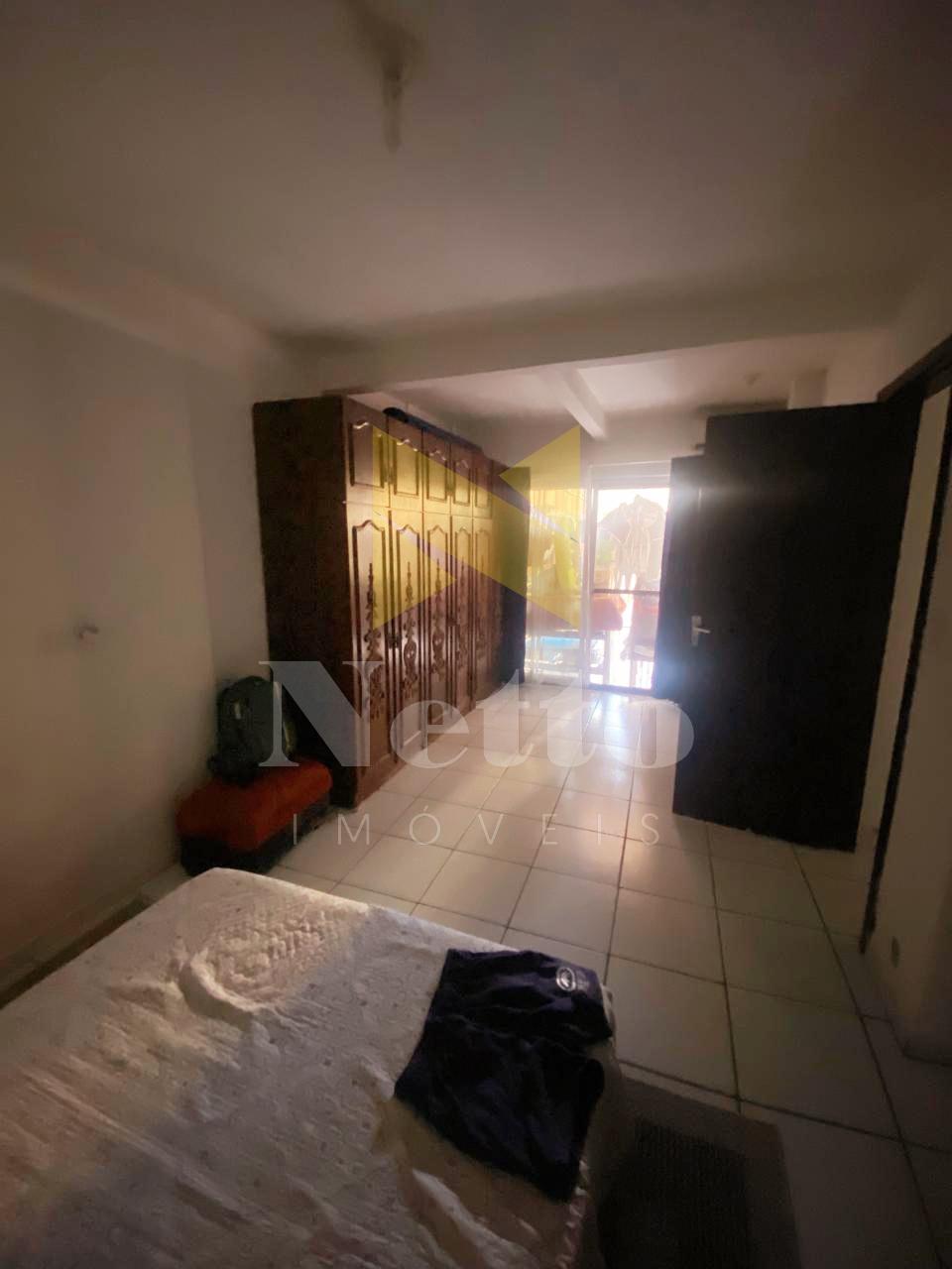 Ampla casa com 7 quartos