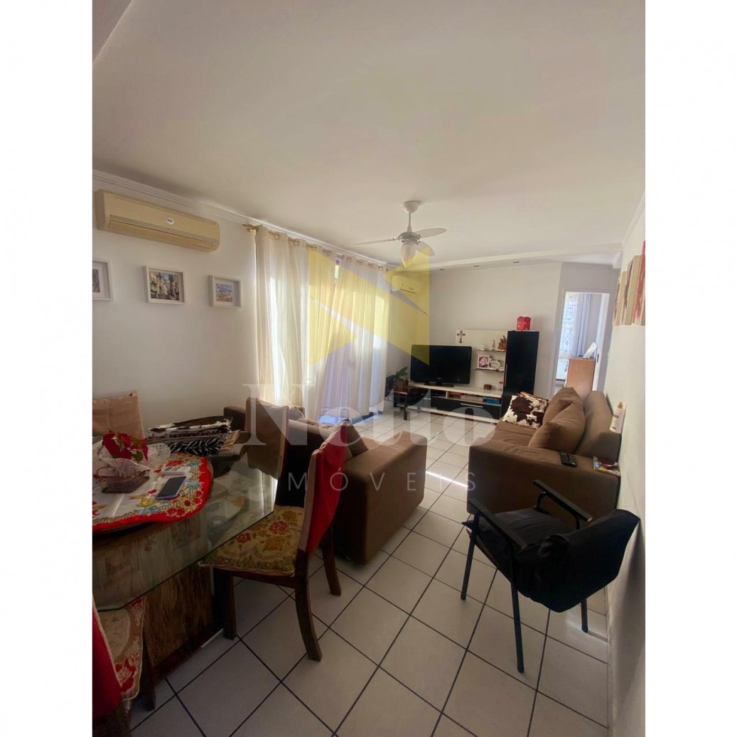 Ampla casa com 7 quartos