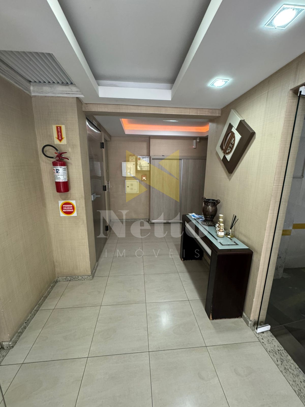 Apartamento locação anual em Itapema
