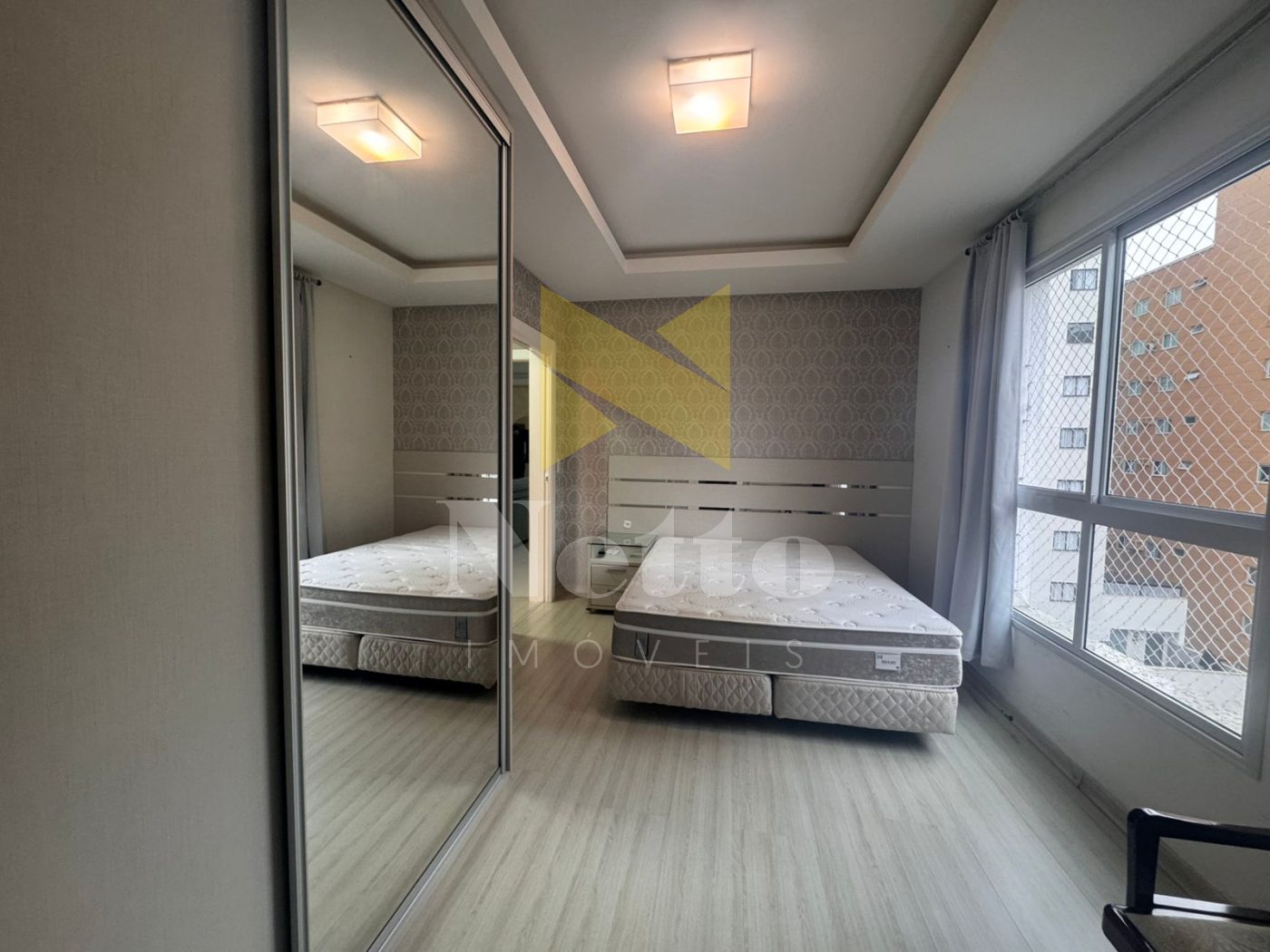 Apartamento com 3 suítes