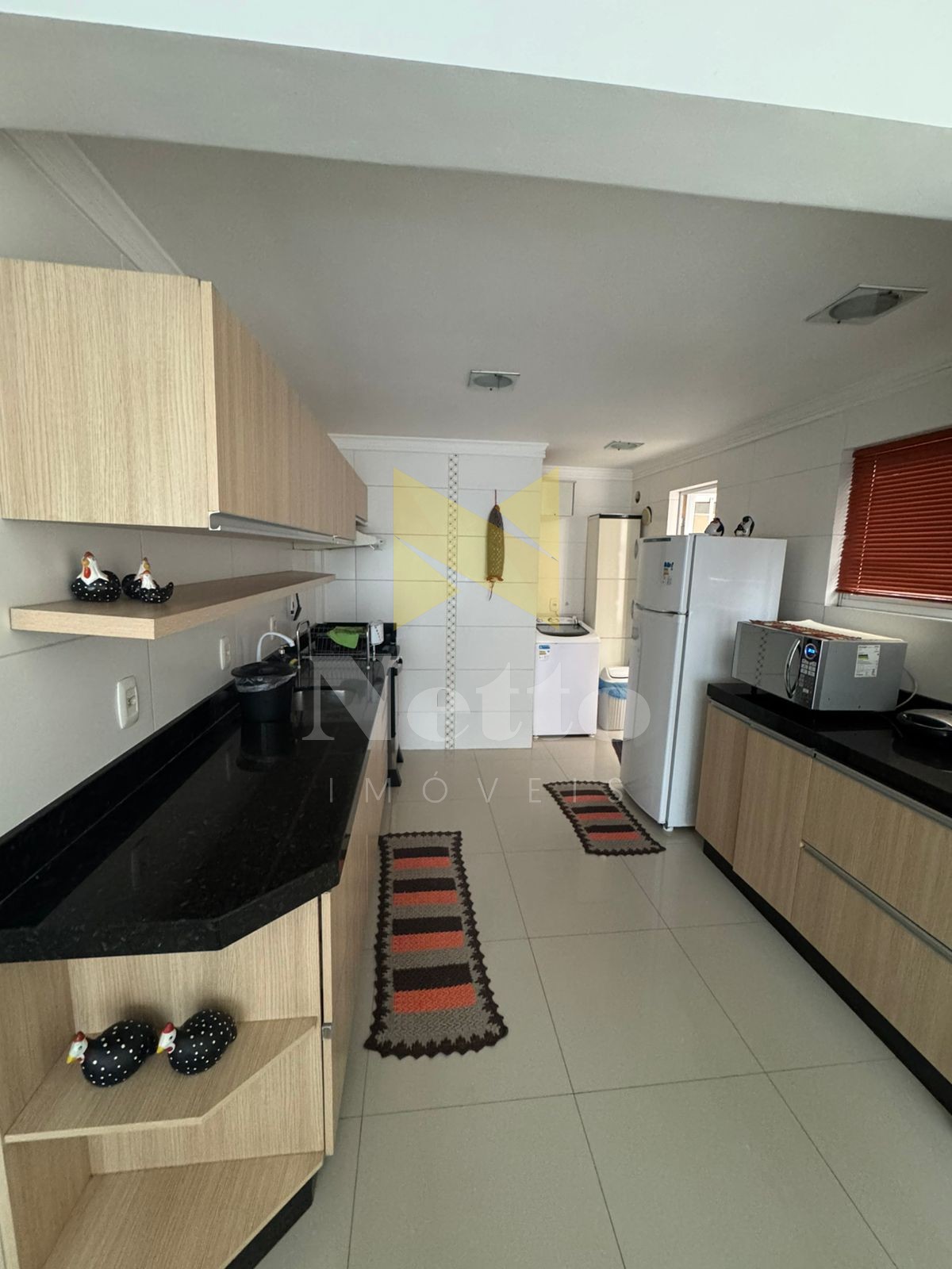 Apartamento locação anual em Itapema