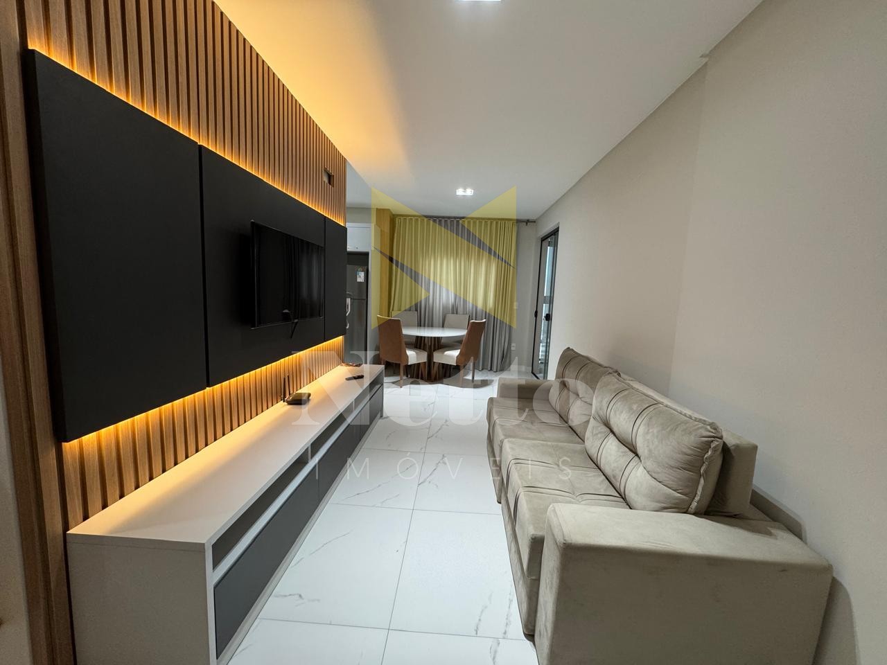 Maravilhoso apartamento com 2 suítes