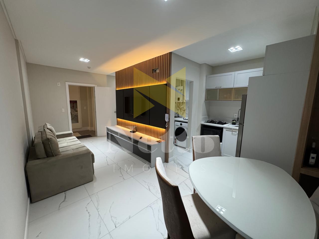 Maravilhoso apartamento com 2 suítes