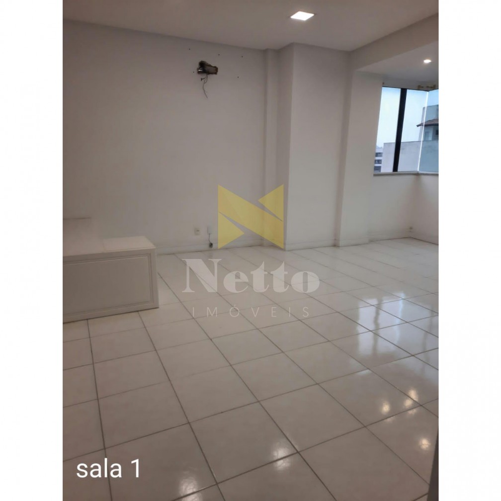 Sala Aérea de frente para Avenida Nereu Ramos